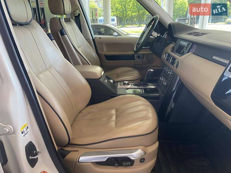 Внедорожник / Кроссовер Land Rover Range Rover 2007 в Николаеве