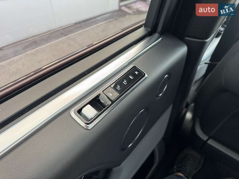 Внедорожник / Кроссовер Land Rover Range Rover 2018 в Тернополе