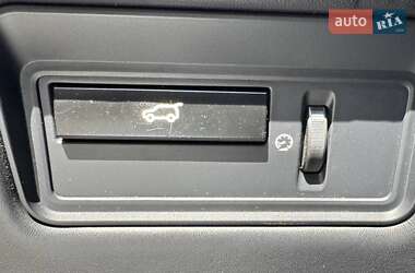 Внедорожник / Кроссовер Land Rover Range Rover 2012 в 