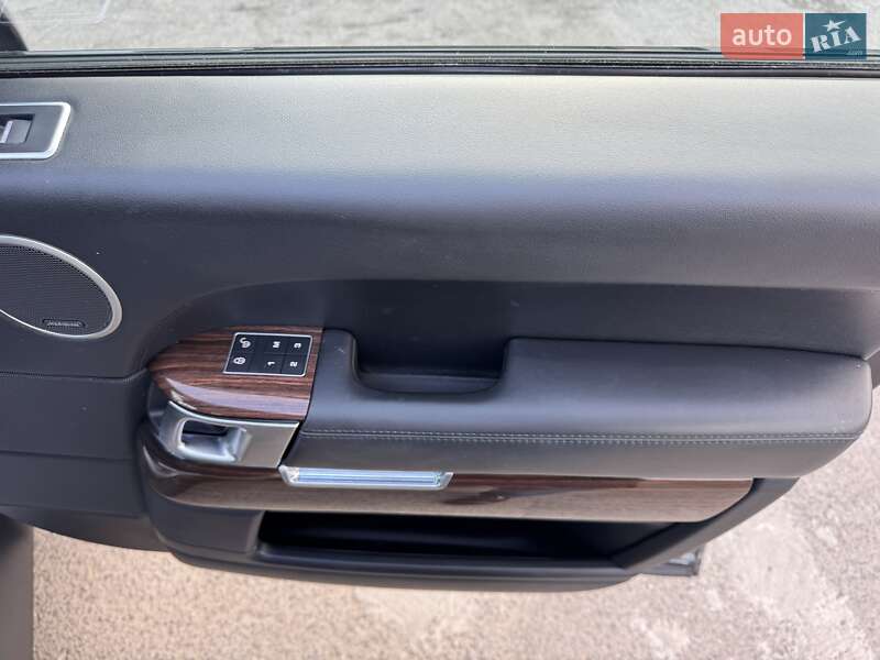 Внедорожник / Кроссовер Land Rover Range Rover 2016 в Тернополе