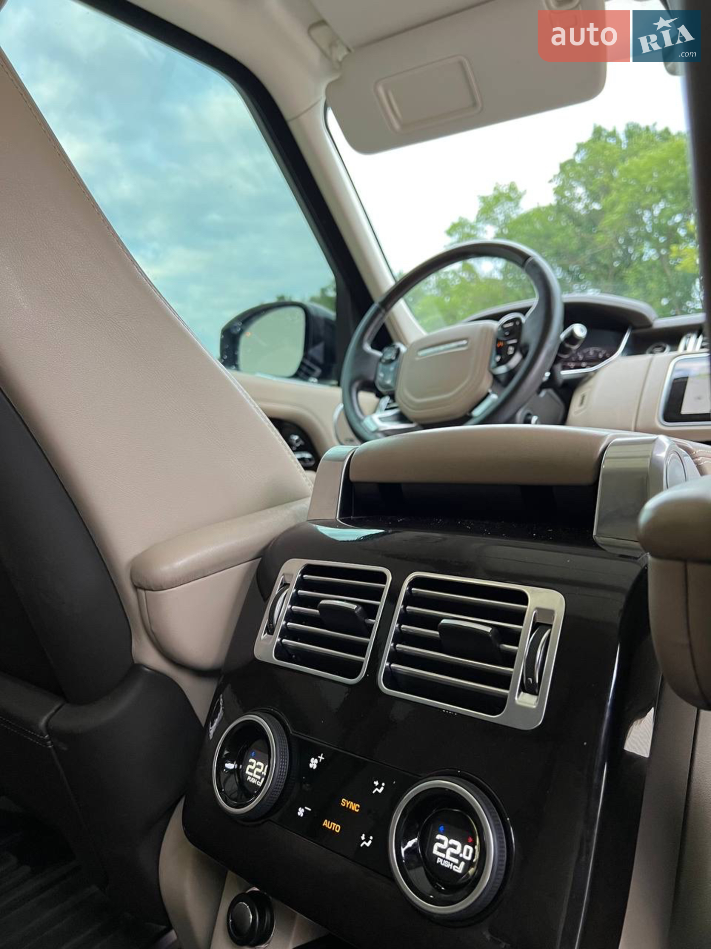 2018 Land Rover Range Rover - мініатюра 17