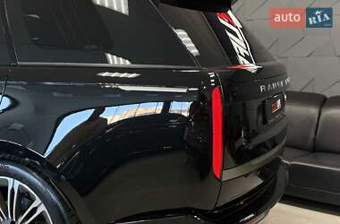 Позашляховик / Кросовер Land Rover Range Rover 2023 в 