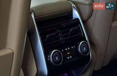 Позашляховик / Кросовер Land Rover Range Rover 2023 в 