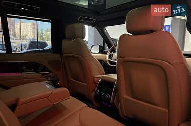Позашляховик / Кросовер Land Rover Range Rover 2023 в 