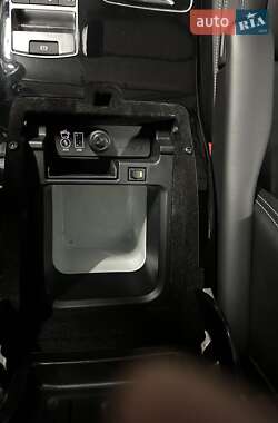 Внедорожник / Кроссовер Land Rover Range Rover 2013 в 