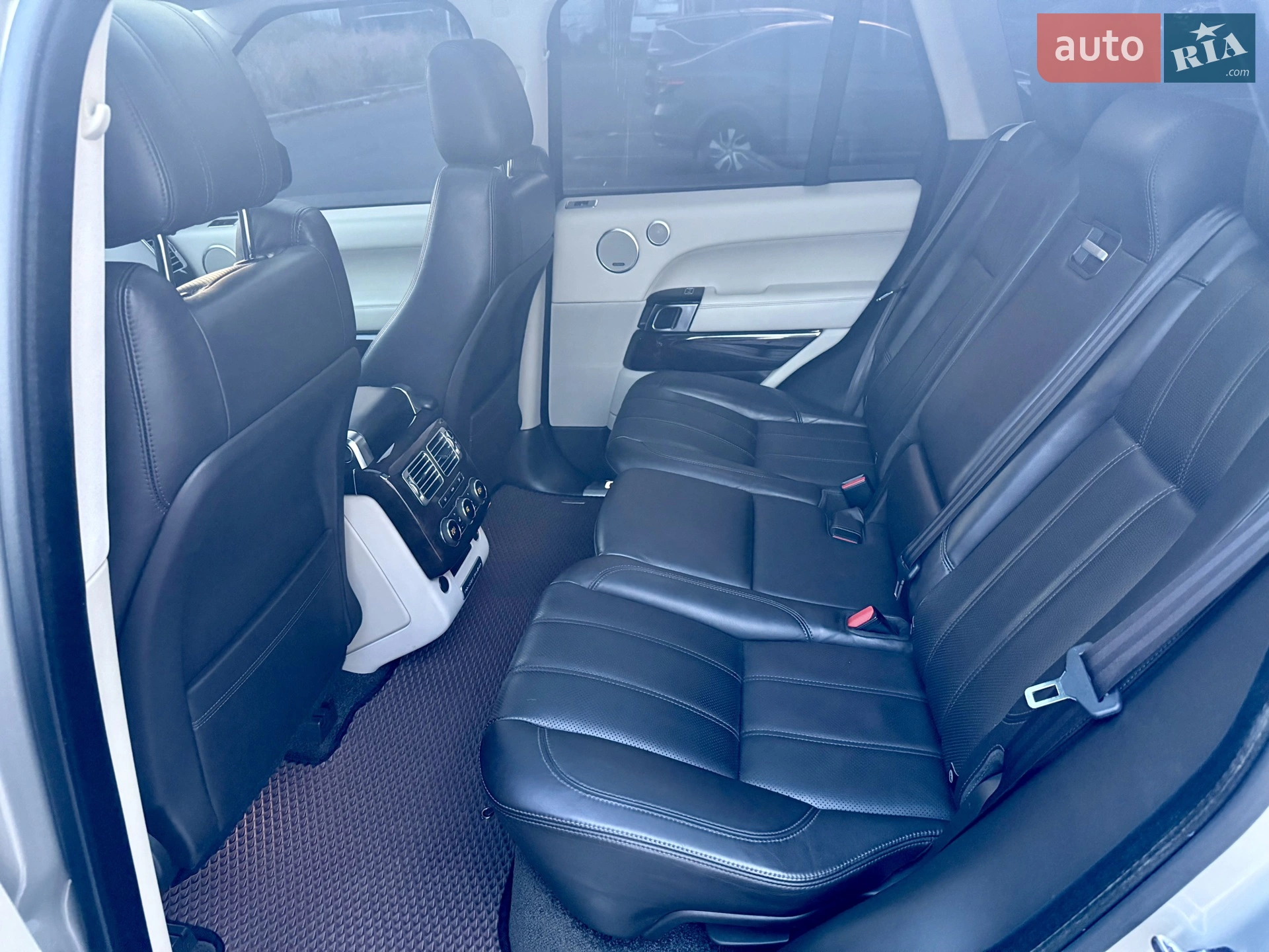 2013 Land Rover Range Rover - мініатюра 14