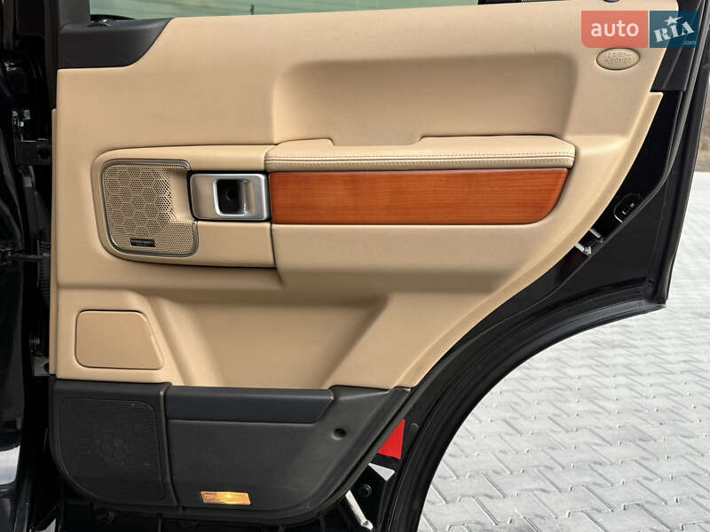 Внедорожник / Кроссовер Land Rover Range Rover 2008 в Черновцах