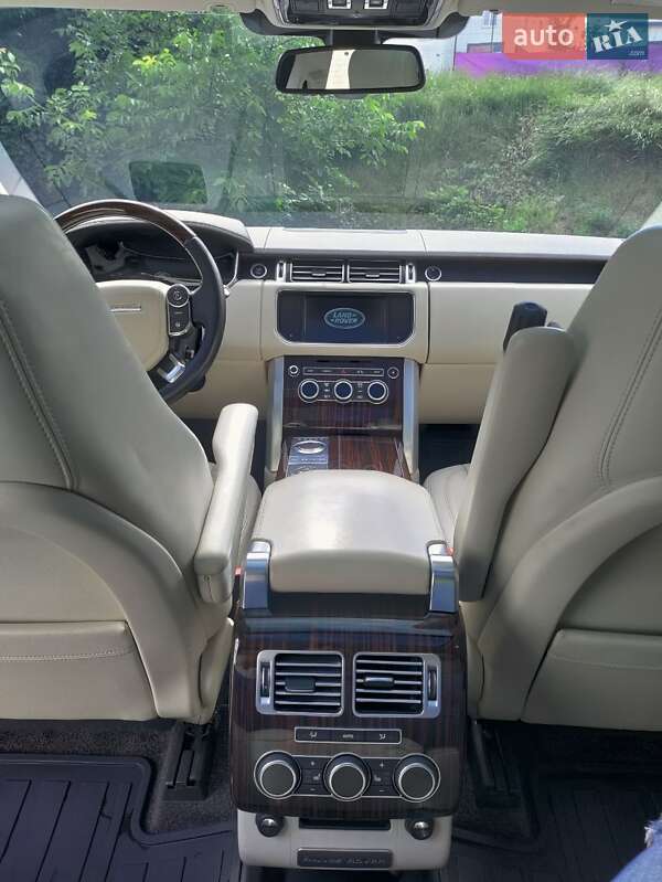 Внедорожник / Кроссовер Land Rover Range Rover 2016 в Киеве