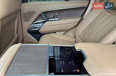 Внедорожник / Кроссовер Land Rover Range Rover 2024 в 