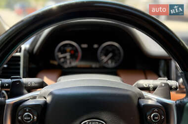 Внедорожник / Кроссовер Land Rover Range Rover 2012 в 