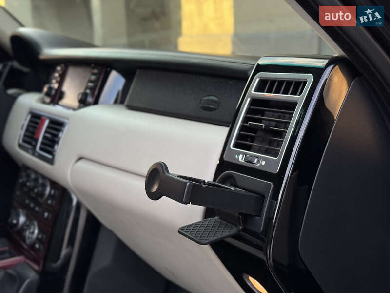 Внедорожник / Кроссовер Land Rover Range Rover 2006 в Зборове