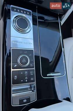 Позашляховик / Кросовер Land Rover Range Rover 2013 в Вараші