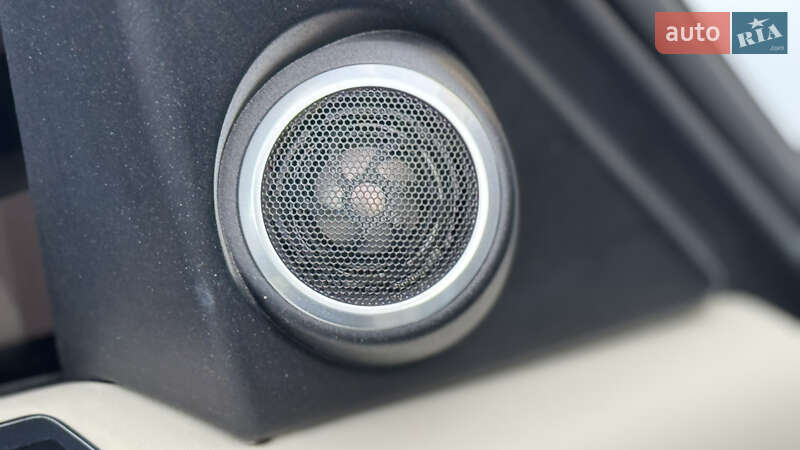 Внедорожник / Кроссовер Land Rover Range Rover 2013 в Вараше