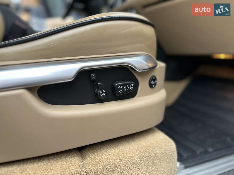 Позашляховик / Кросовер Land Rover Range Rover 2010 в Києві