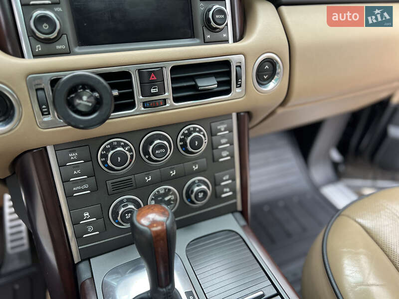 Позашляховик / Кросовер Land Rover Range Rover 2010 в Києві