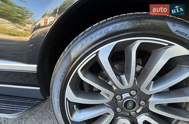 Внедорожник / Кроссовер Land Rover Range Rover 2014 в 