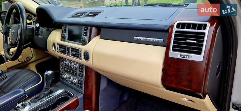 Позашляховик / Кросовер Land Rover Range Rover 2008 в Чернівцях