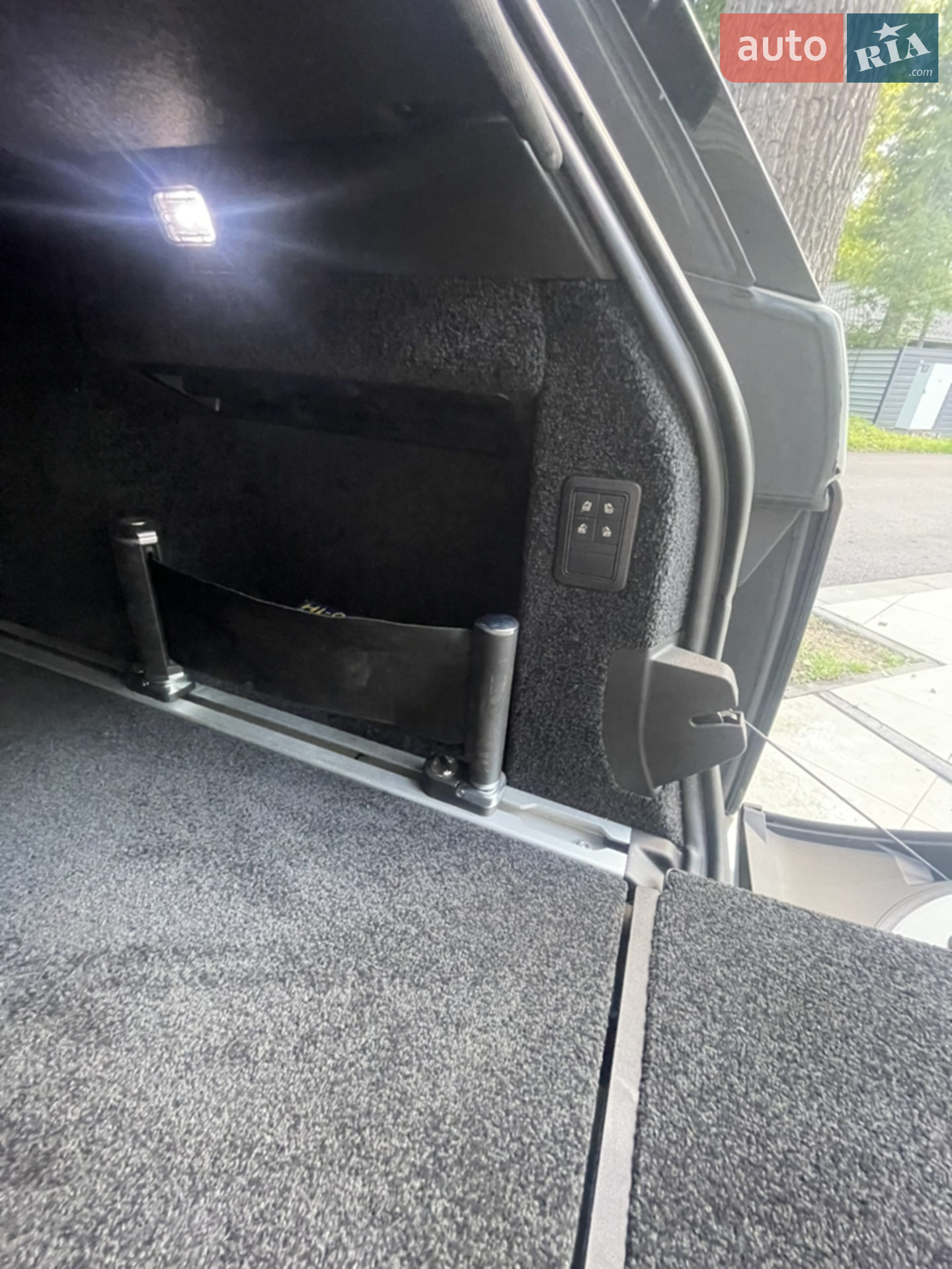 2013 Land Rover Range Rover - мініатюра 14