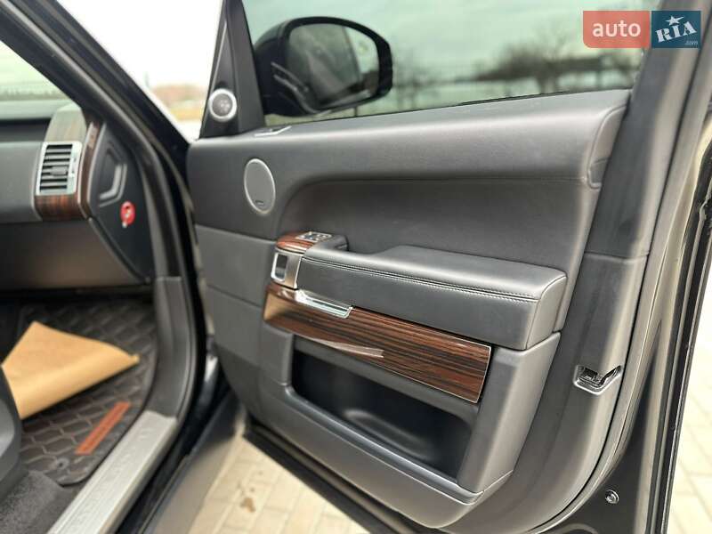 Внедорожник / Кроссовер Land Rover Range Rover 2015 в Луцке фото 35 Внедорожник / Кроссовер Land Rover Range Rover 2015 в Луцке