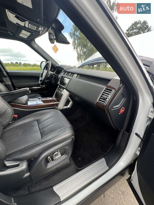 Внедорожник / Кроссовер Land Rover Range Rover 2015 в Дубно