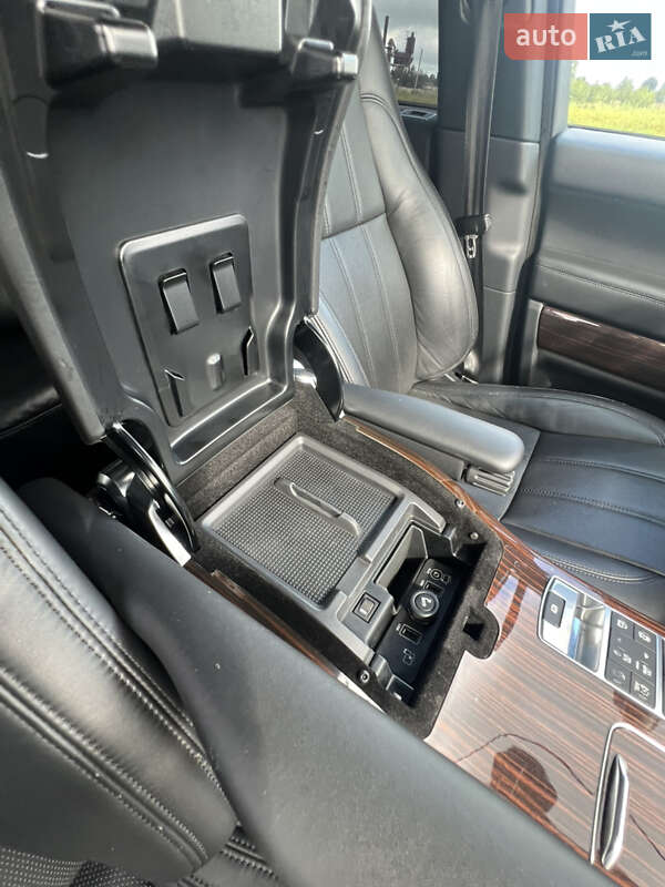 Внедорожник / Кроссовер Land Rover Range Rover 2015 в Дубно