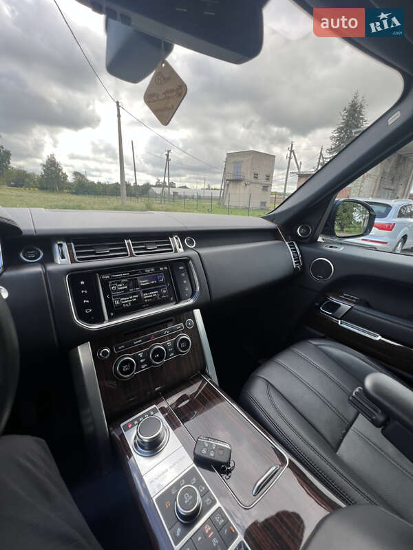 Внедорожник / Кроссовер Land Rover Range Rover 2015 в Дубно
