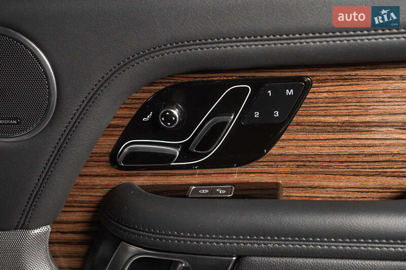 Позашляховик / Кросовер Land Rover Range Rover 2018 в Одесі