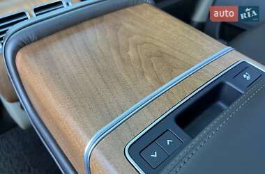 Внедорожник / Кроссовер Land Rover Range Rover 2019 в 