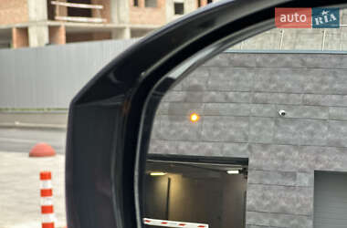 Внедорожник / Кроссовер Land Rover Range Rover 2018 в 