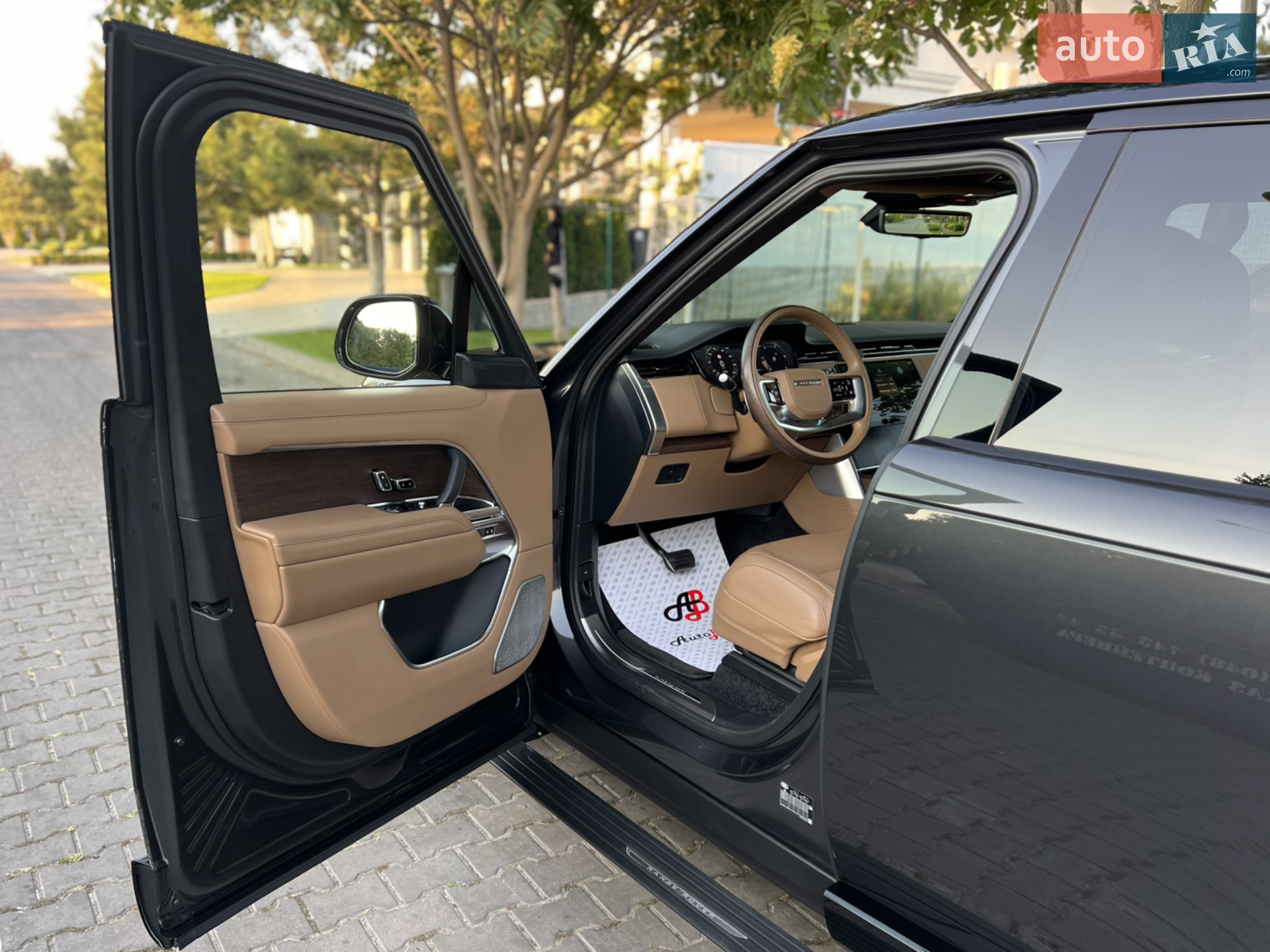 2023 Land Rover Range Rover - мініатюра 25