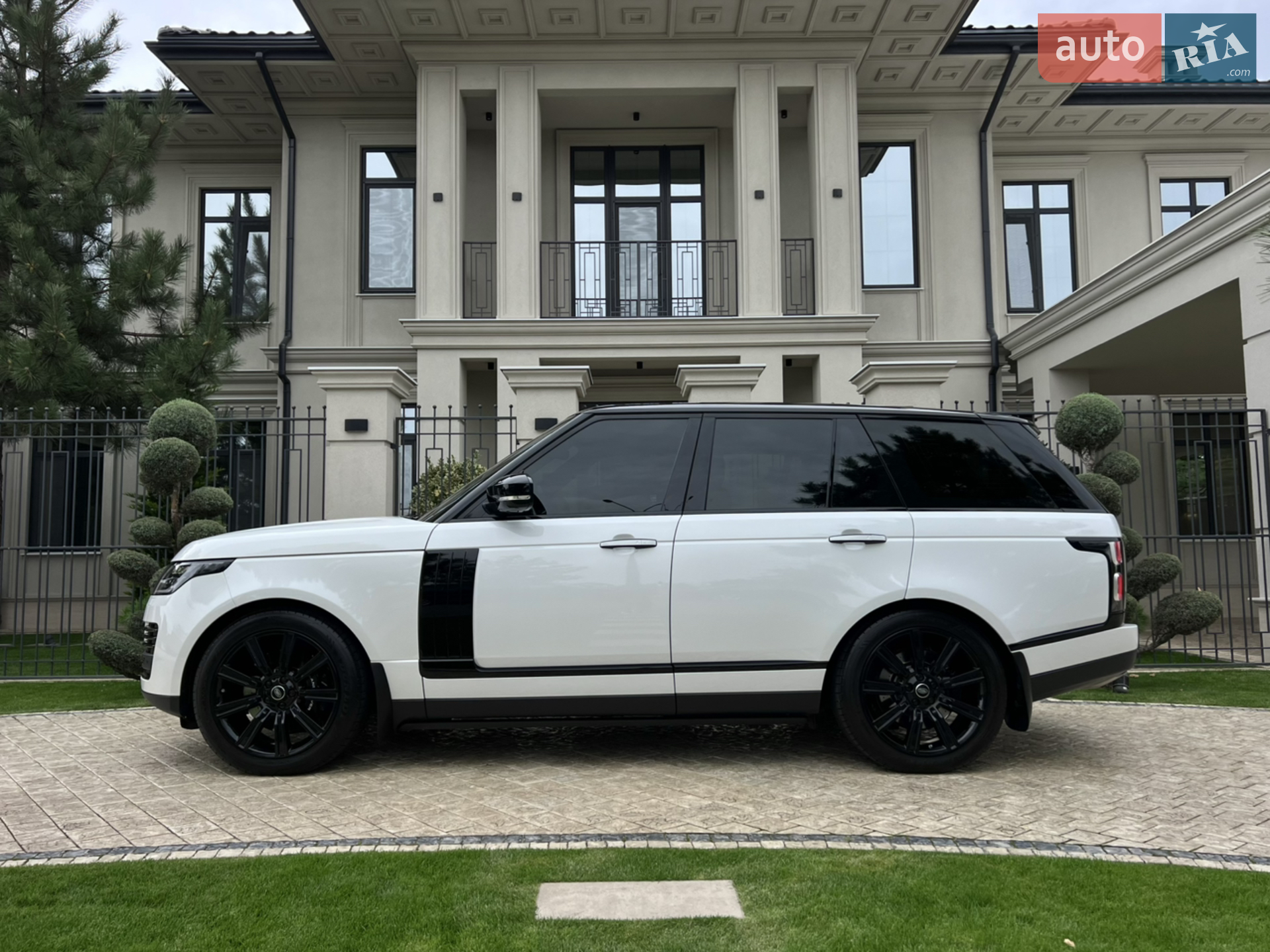 2018 Land Rover Range Rover - мініатюра 8