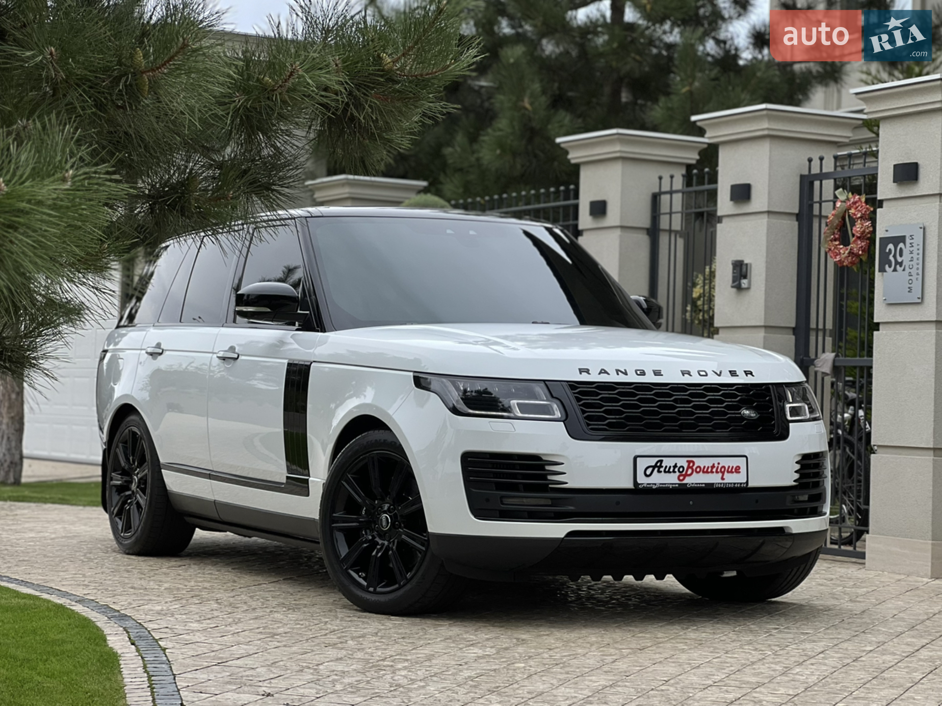 2018 Land Rover Range Rover - мініатюра 21