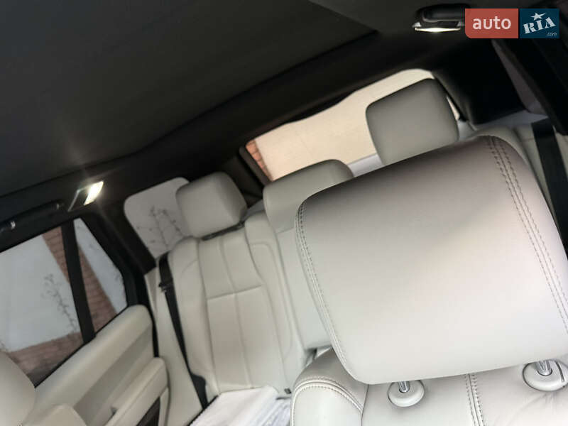 Внедорожник / Кроссовер Land Rover Range Rover 2017 в Киеве фото 16 Внедорожник / Кроссовер Land Rover Range Rover 2017 в Киеве