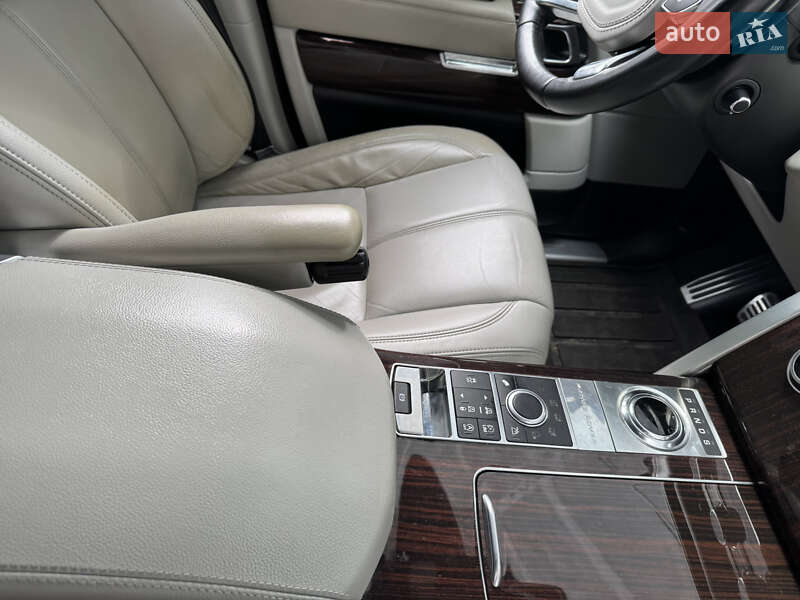 Внедорожник / Кроссовер Land Rover Range Rover 2017 в Киеве фото 31 Внедорожник / Кроссовер Land Rover Range Rover 2017 в Киеве