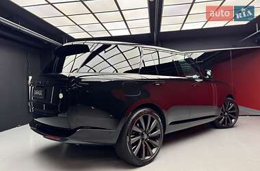 Внедорожник / Кроссовер Land Rover Range Rover 2023 в 