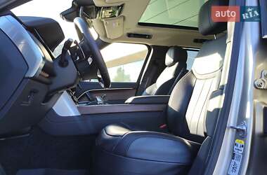 Позашляховик / Кросовер Land Rover Range Rover 2023 в 