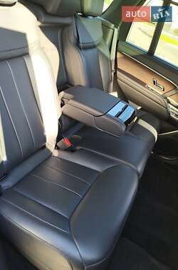 Позашляховик / Кросовер Land Rover Range Rover 2023 в 