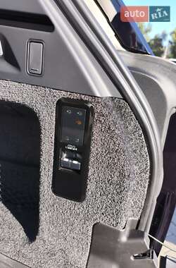 Позашляховик / Кросовер Land Rover Range Rover 2023 в 