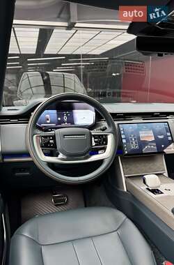 Внедорожник / Кроссовер Land Rover Range Rover 2023 в 