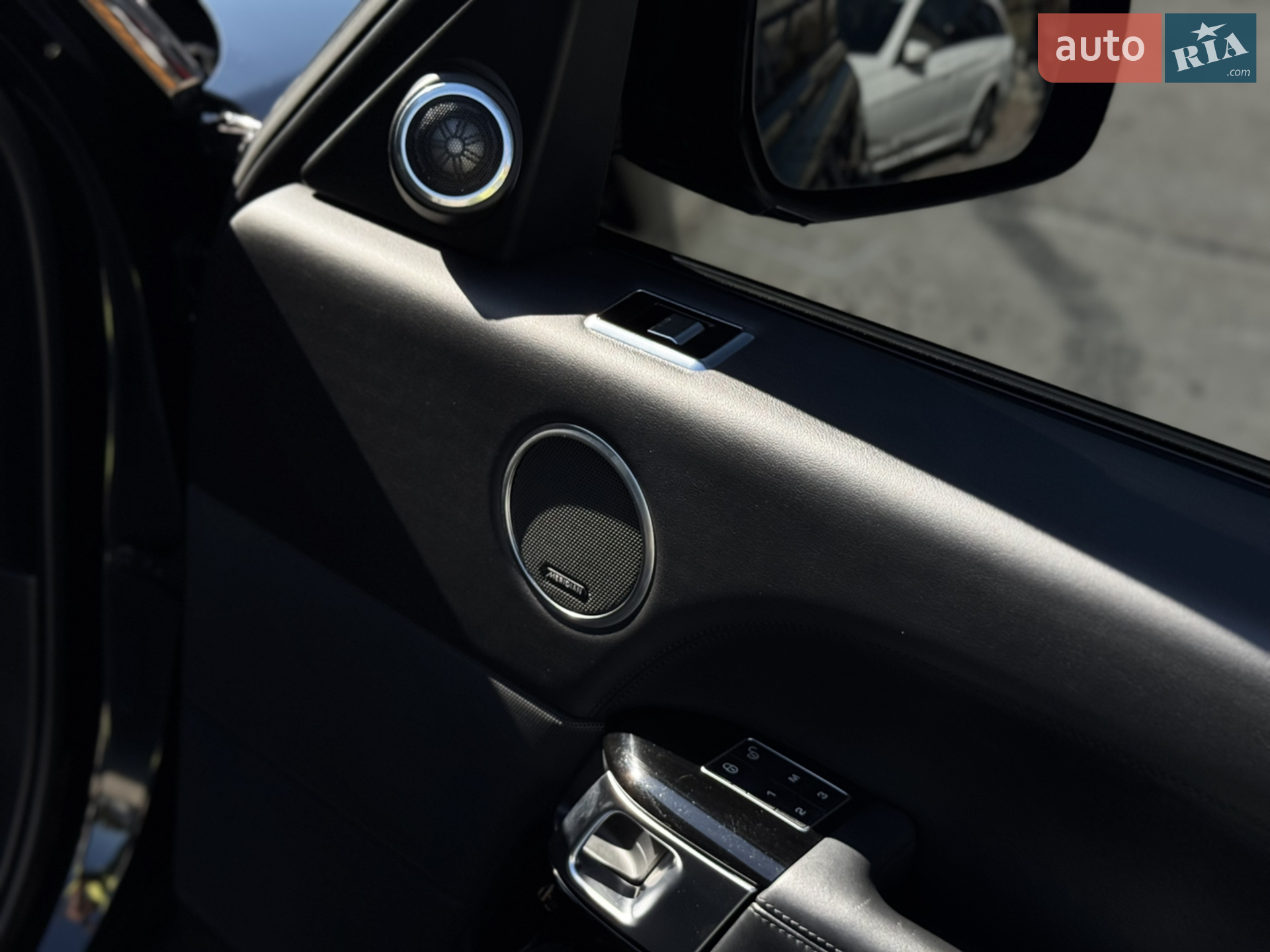 2015 Land Rover Range Rover - мініатюра 52