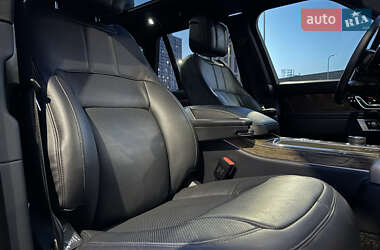 Внедорожник / Кроссовер Land Rover Range Rover 2019 в 