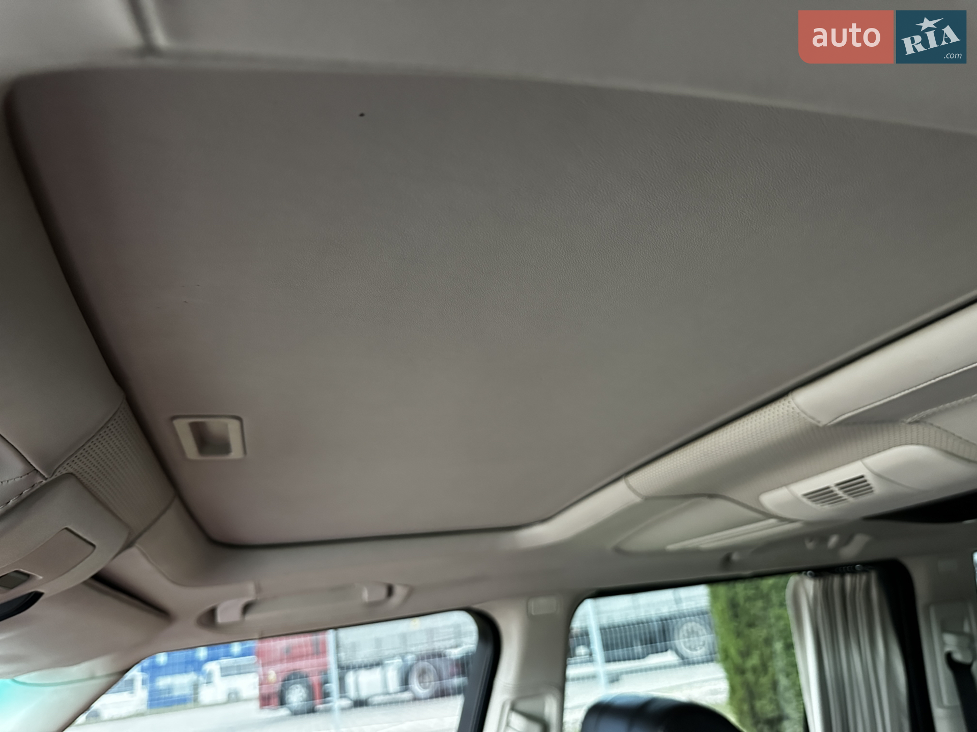 2011 Land Rover Range Rover - мініатюра 36