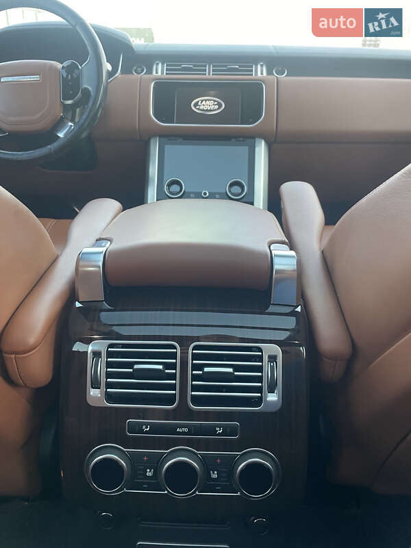 Внедорожник / Кроссовер Land Rover Range Rover 2015 в Киеве