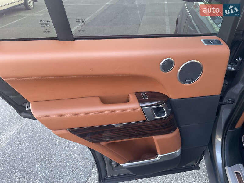 Внедорожник / Кроссовер Land Rover Range Rover 2015 в Киеве
