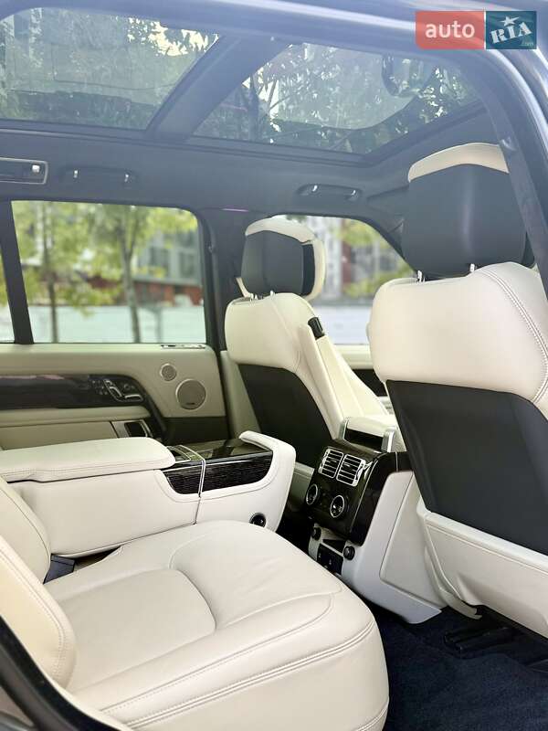 Внедорожник / Кроссовер Land Rover Range Rover 2019 в Киеве фото 38 Внедорожник / Кроссовер Land Rover Range Rover 2019 в Киеве