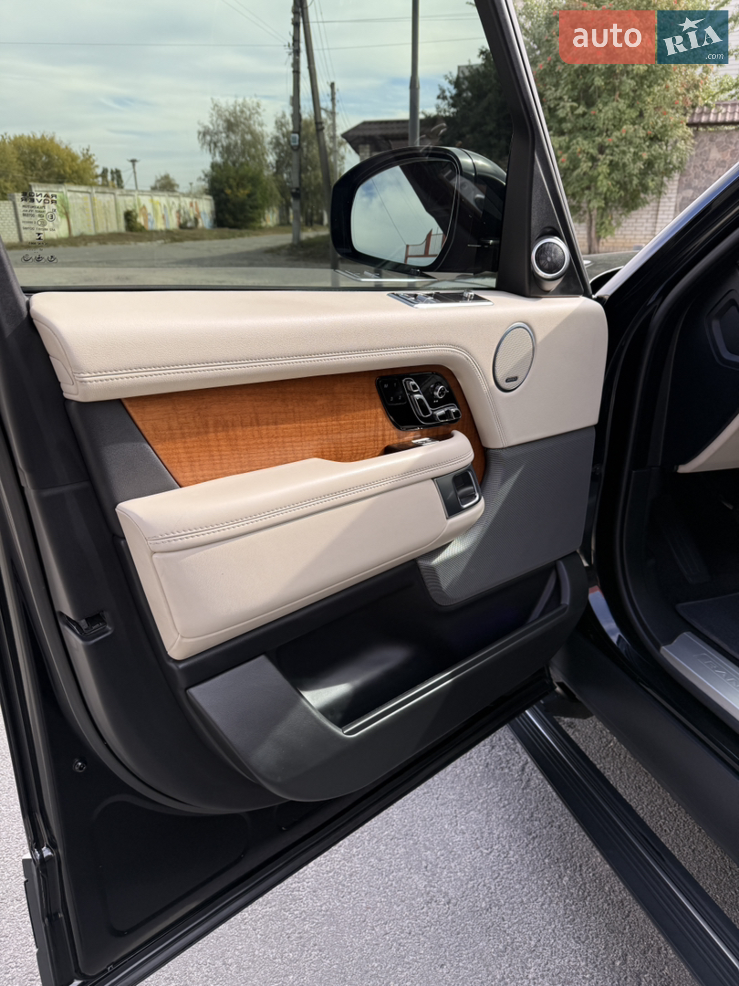 2017 Land Rover Range Rover - мініатюра 10