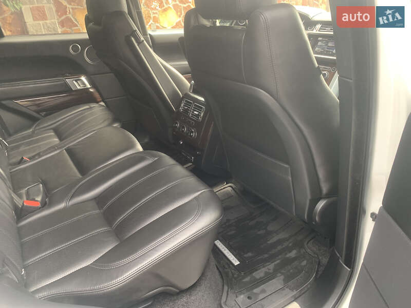 Внедорожник / Кроссовер Land Rover Range Rover 2015 в Ровно