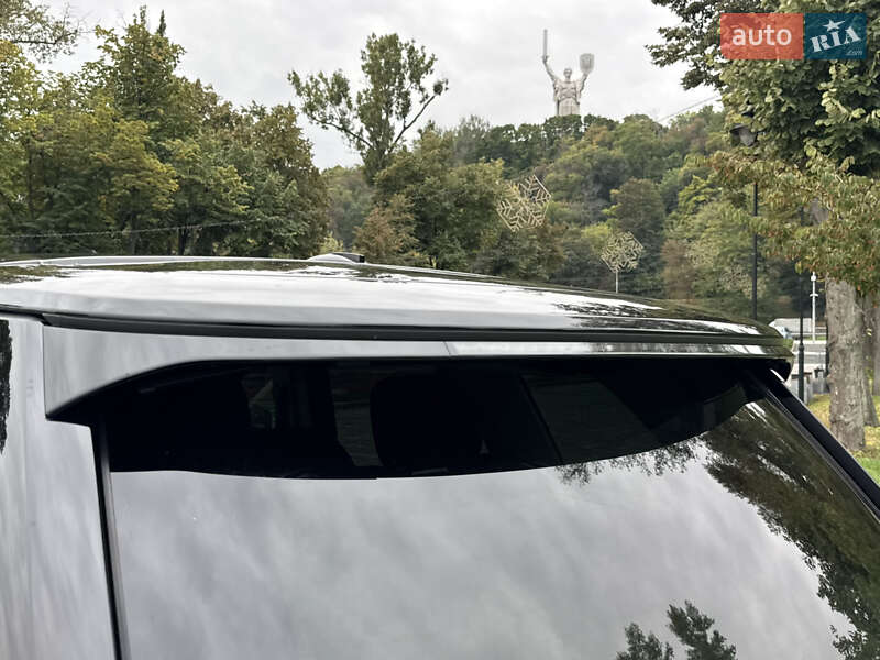 Позашляховик / Кросовер Land Rover Range Rover 2016 в Києві