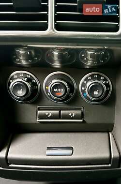 Внедорожник / Кроссовер Land Rover Range Rover 2012 в 