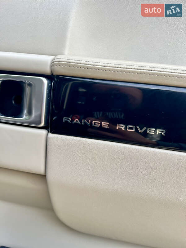 Внедорожник / Кроссовер Land Rover Range Rover 2011 в Черновцах